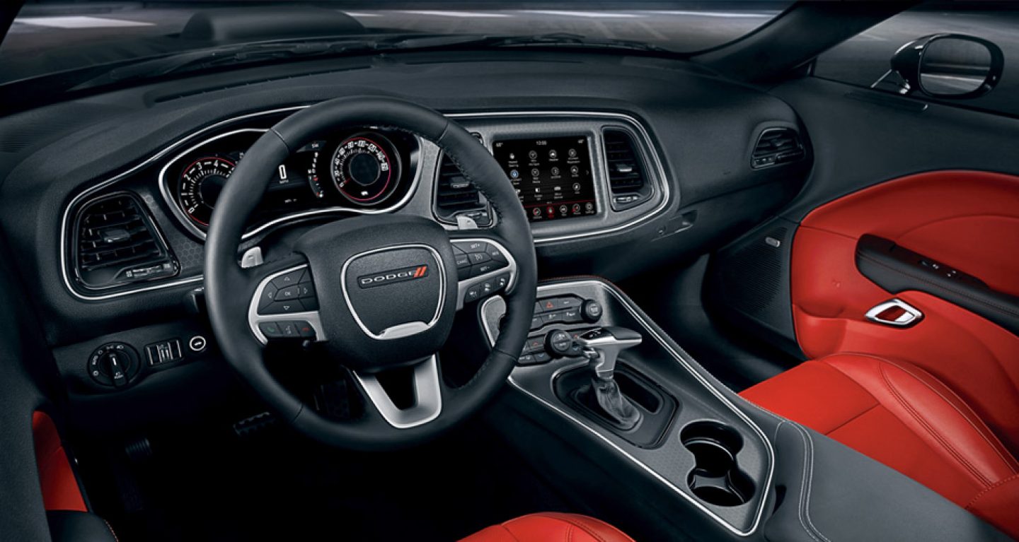 2018 Dodge Challenger Interior Shift Knob Detail
